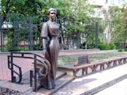 Фото. Памятник И.Паскевич в Гомеле